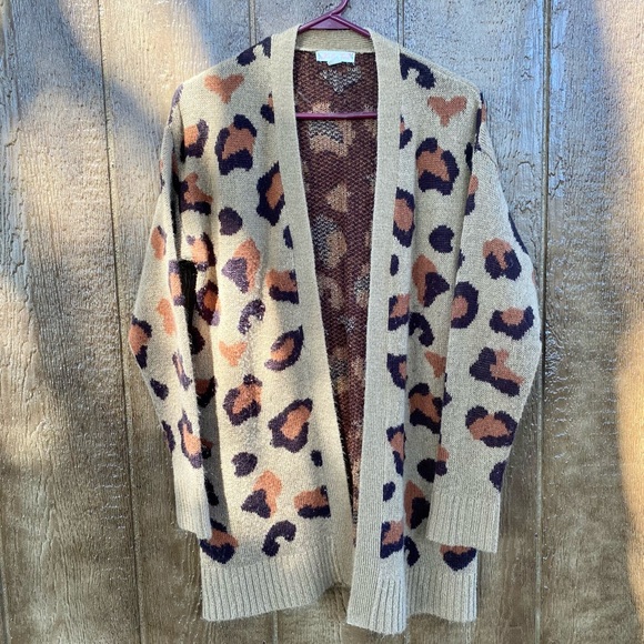 It’s Our Time Leopard Long Cardigan Sweater Medium - Picture 1 of 11